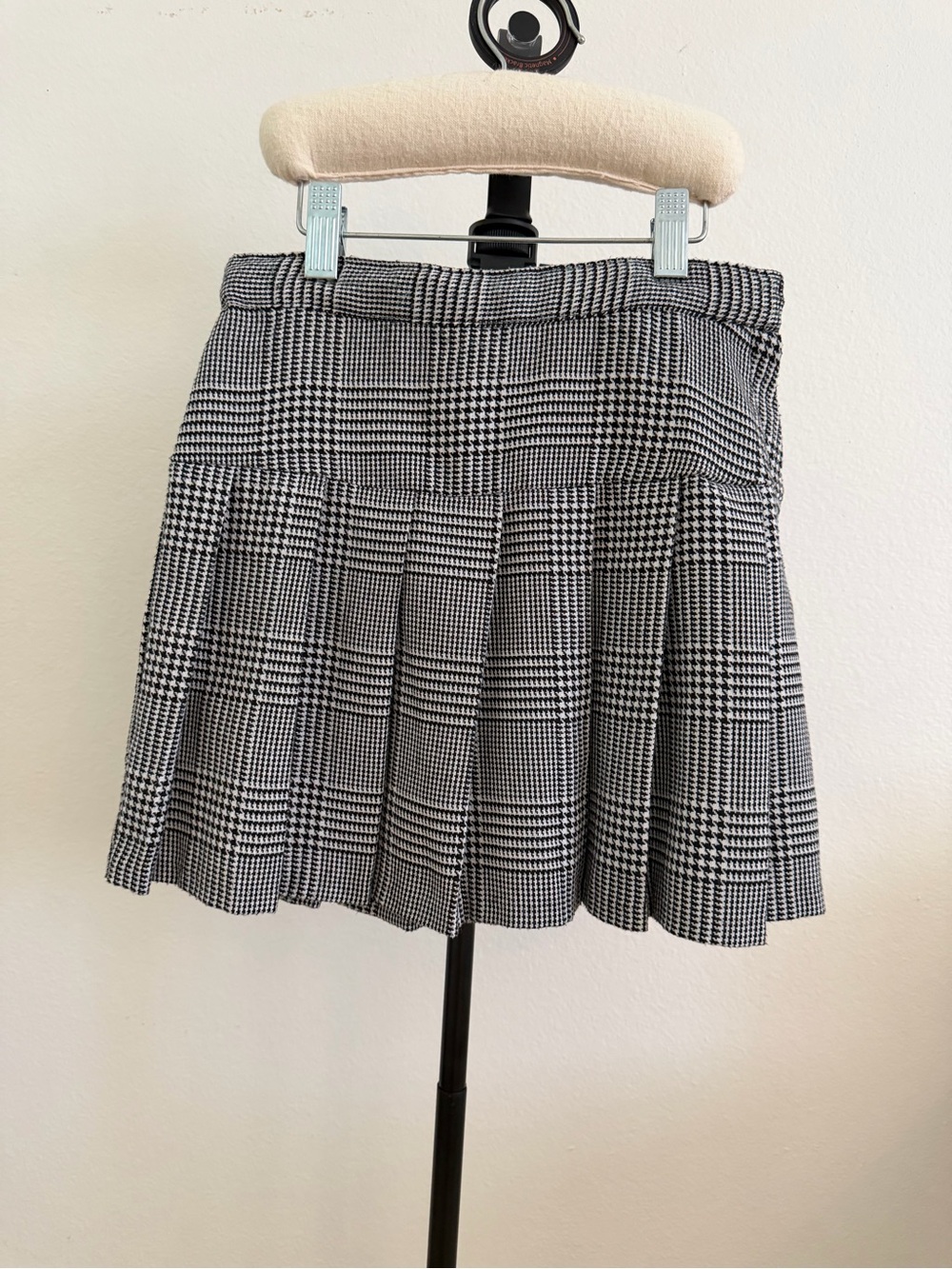 H&M Black and White Plaid Pleated Girls Skirt